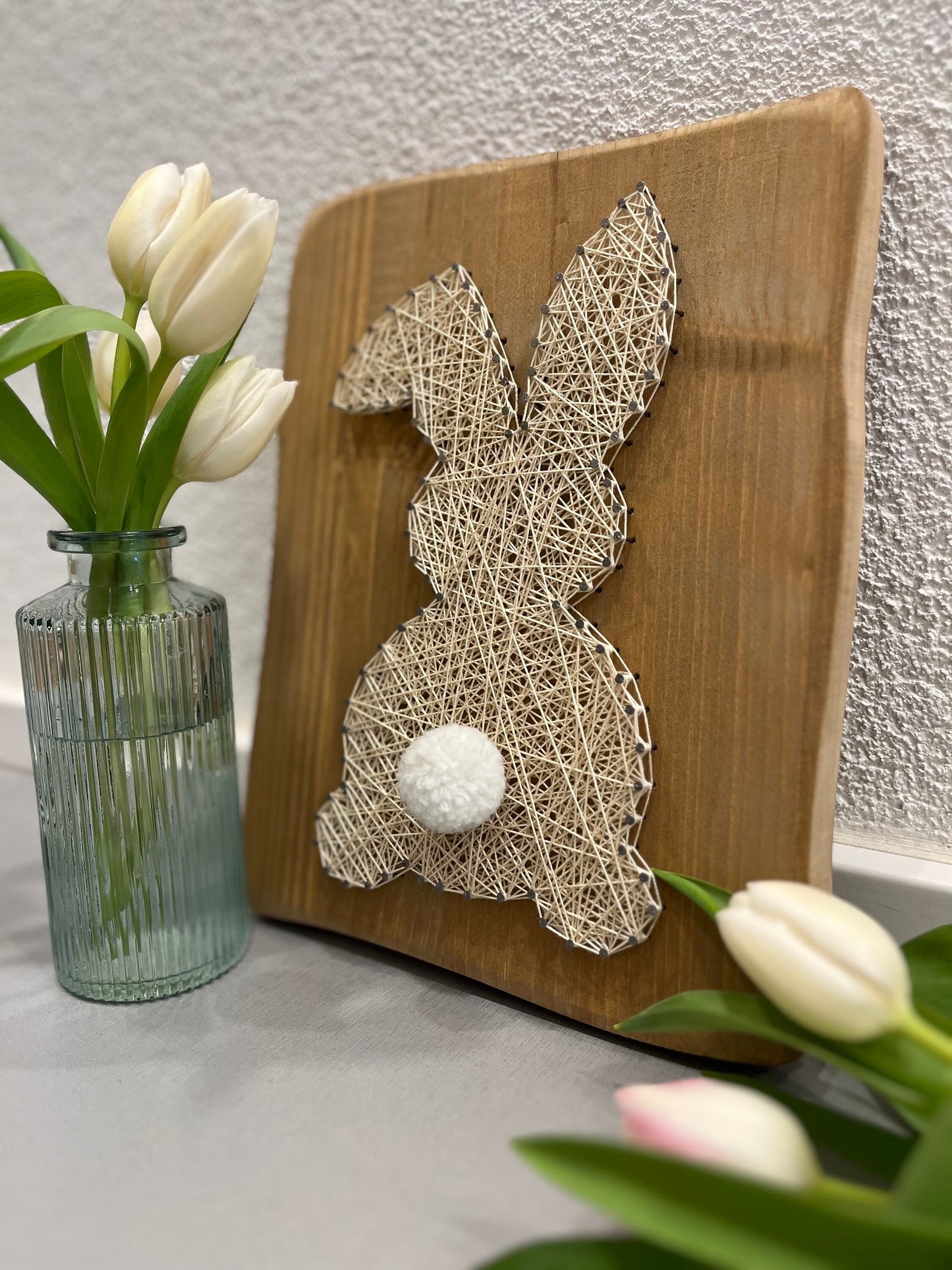 String Art "Hase" auf Holz - Fadenbild