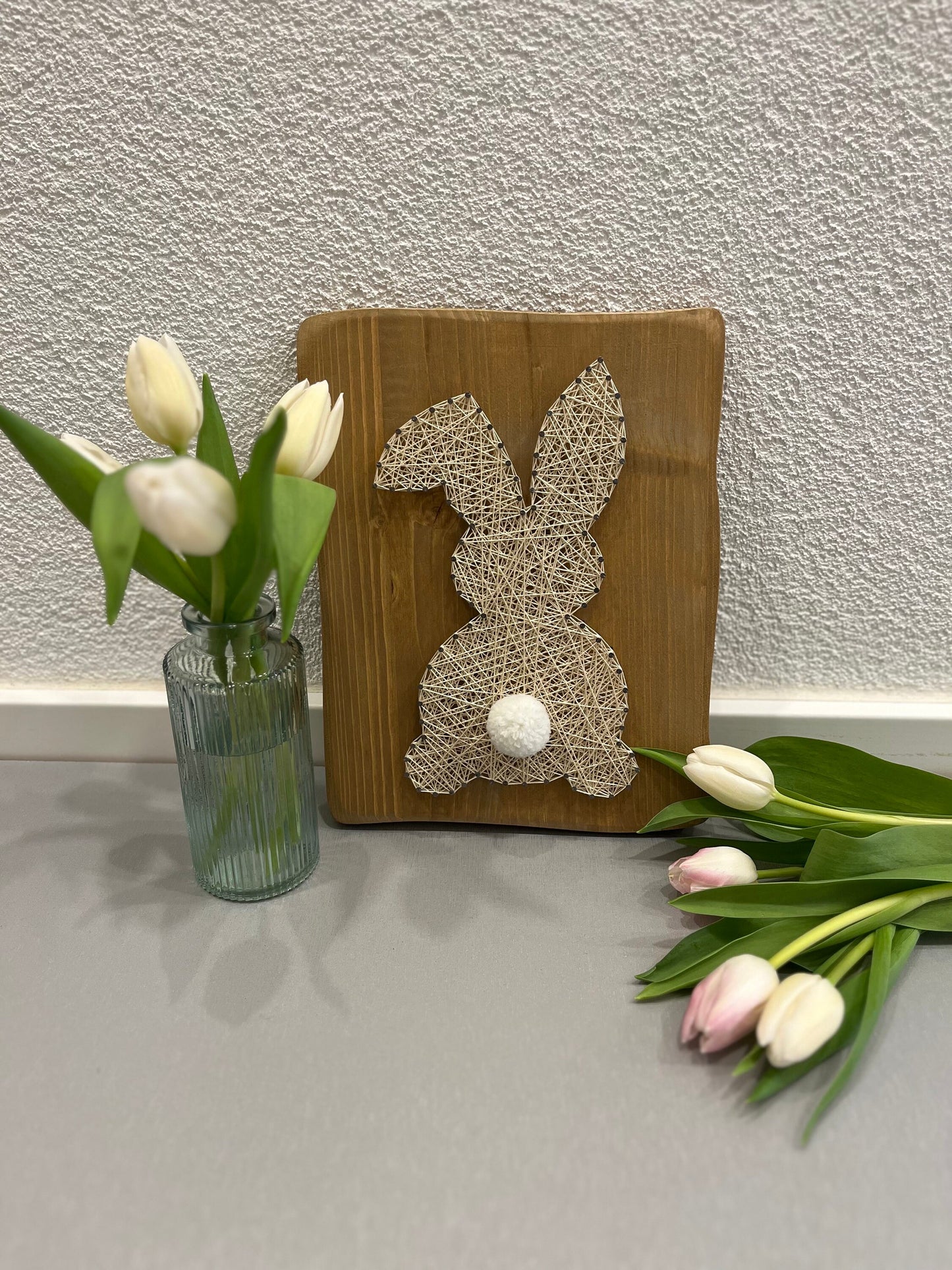 String Art "Hase" auf Holz - Fadenbild