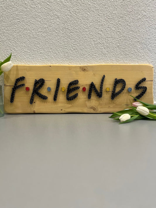 String Art "Friends" auf Holz - Fadenbild